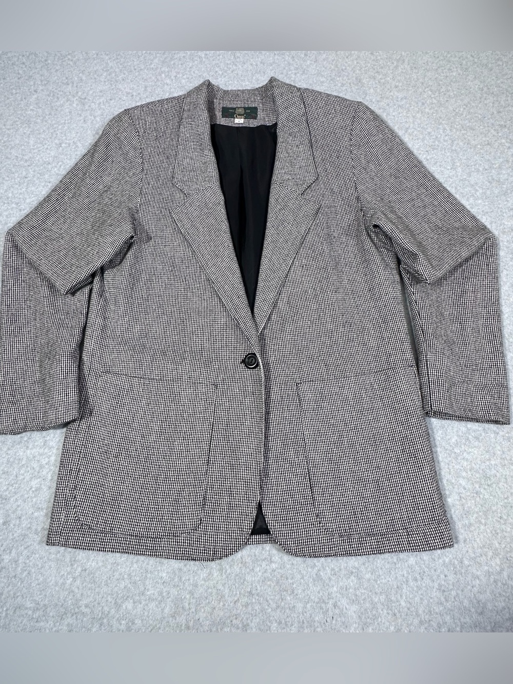 Vintage Orvis Women’s Black & White Micro Houndstooth Tweed Blazer